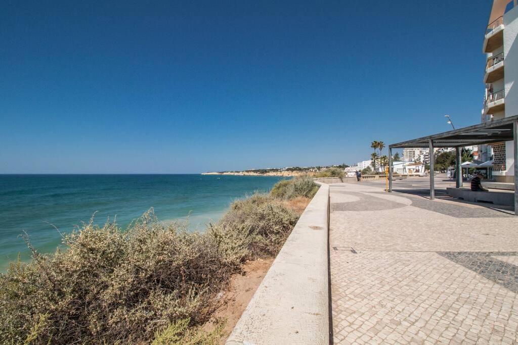 Sea Side By Side Apartment *