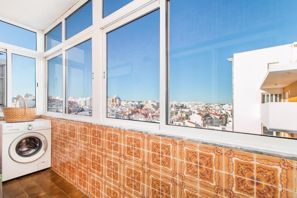 Apartment Sea Side By Side