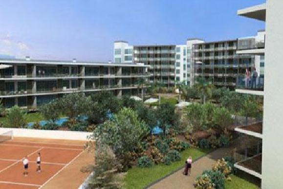 Golf Club Apartment