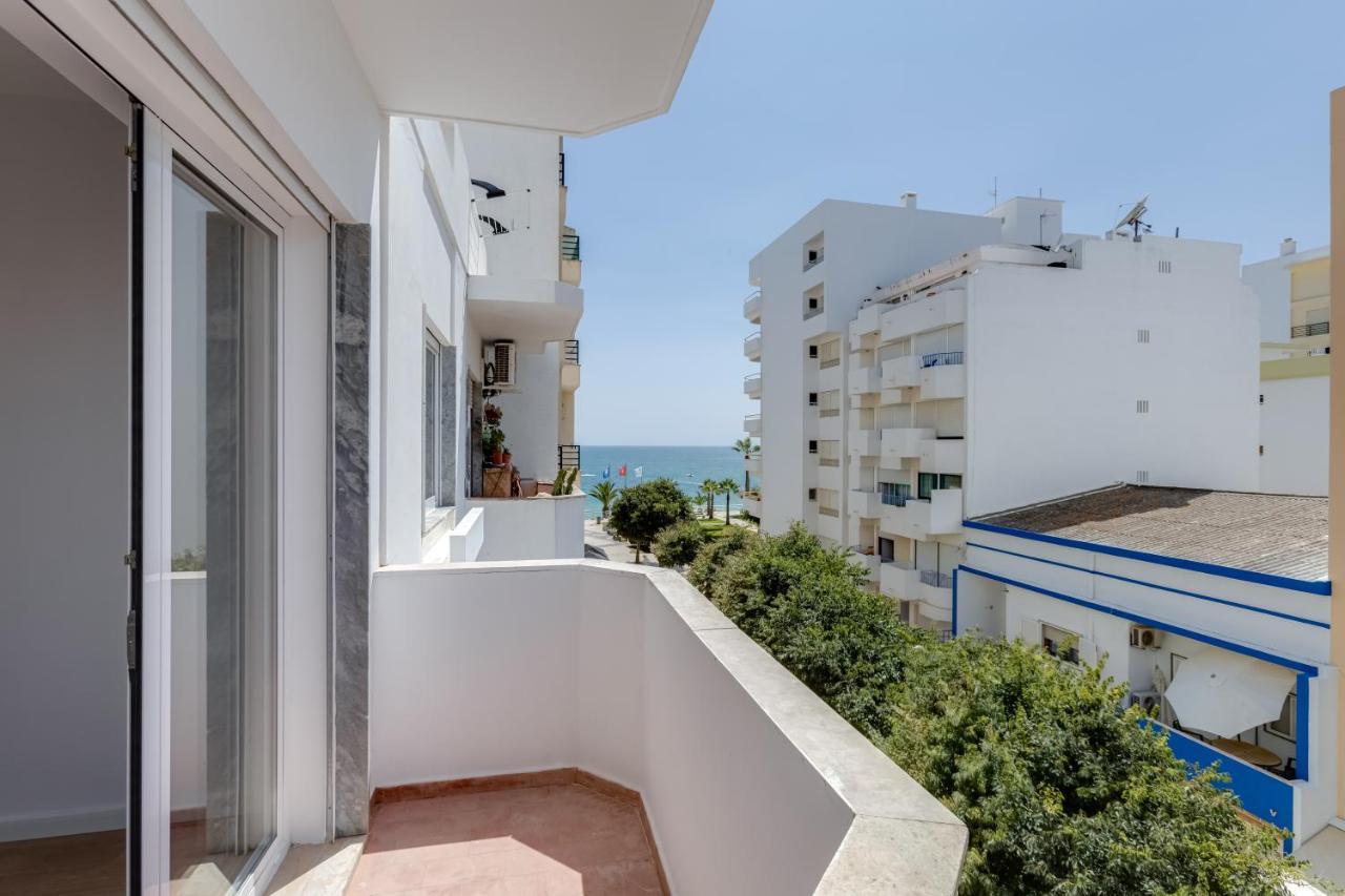 T2 Rosa Dos Ventos, A/c & Terrace - Casas & Papeis Armacao de Pera