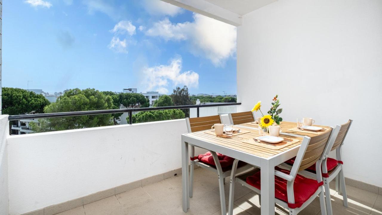 - Spacious With Swimming Pool & View