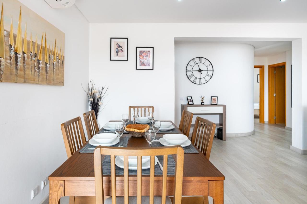 Apartment - Spacious With Swimming Pool & View *