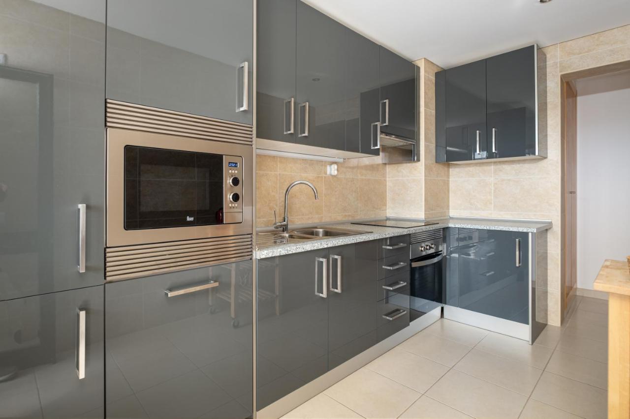 - Spacious With Swimming Pool & View Apartment Vilamoura