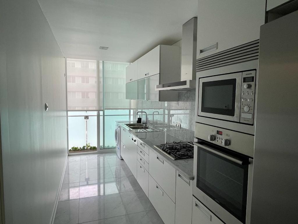 Next Corner Plaza Apartamento Funchal (Madeira)