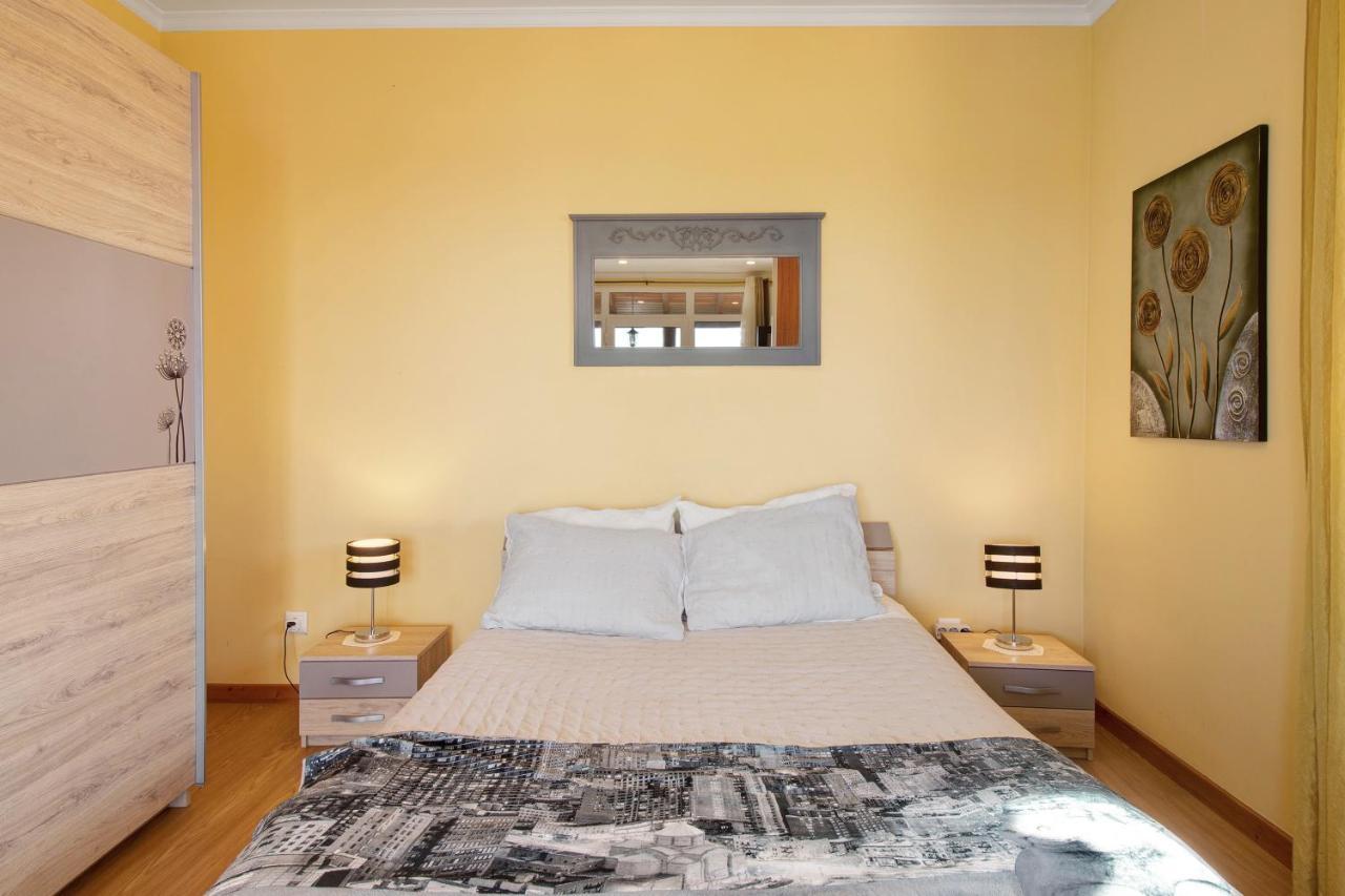 Casa Carreira Holiday home *