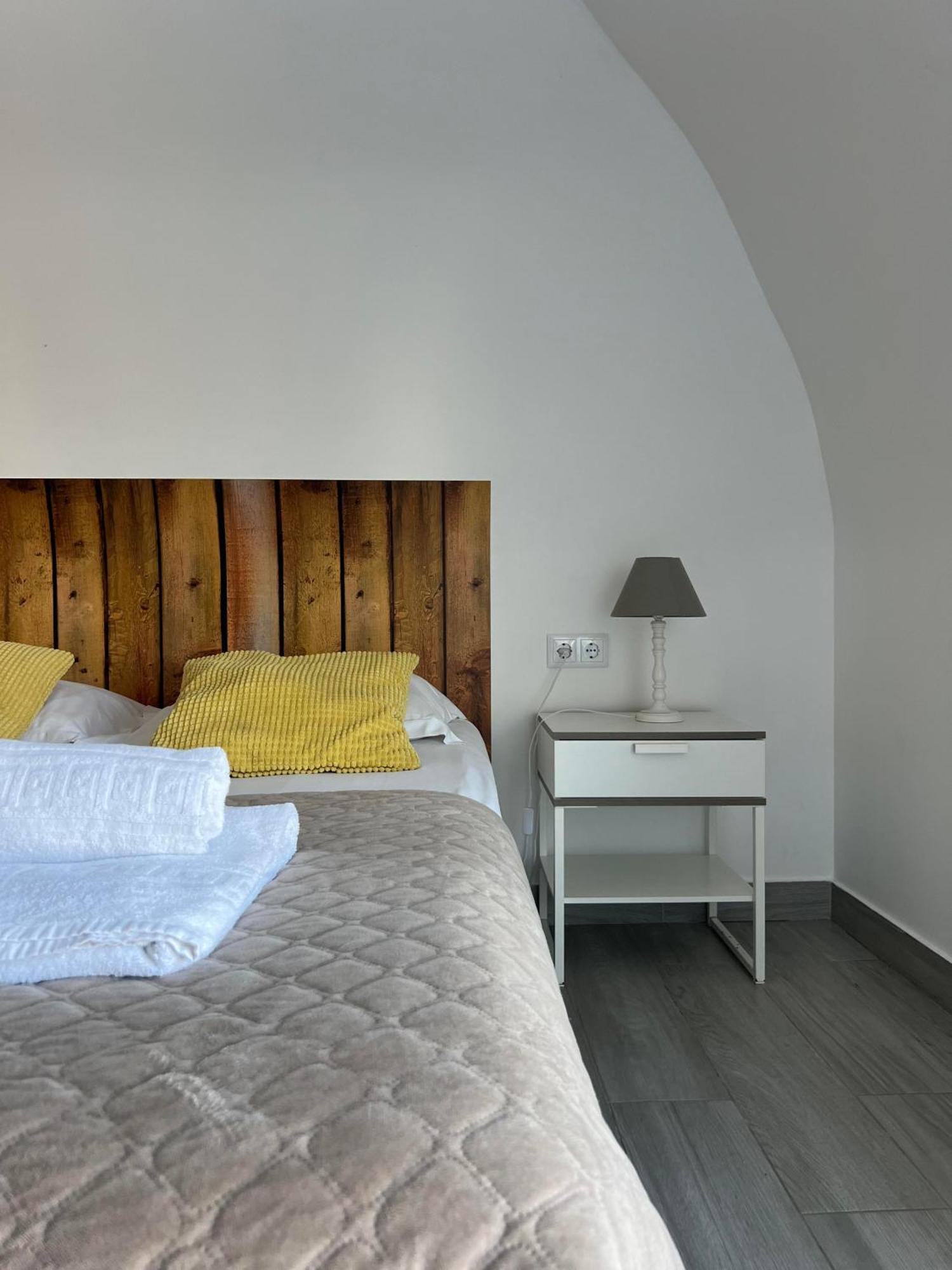 Yey Baleal Guest house *