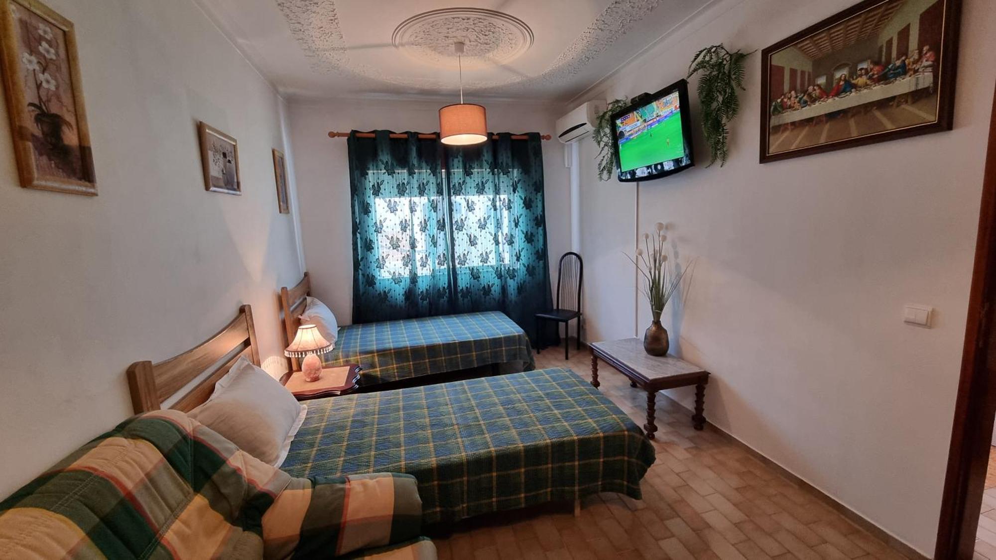 Santa Isabel Guest house 2*
