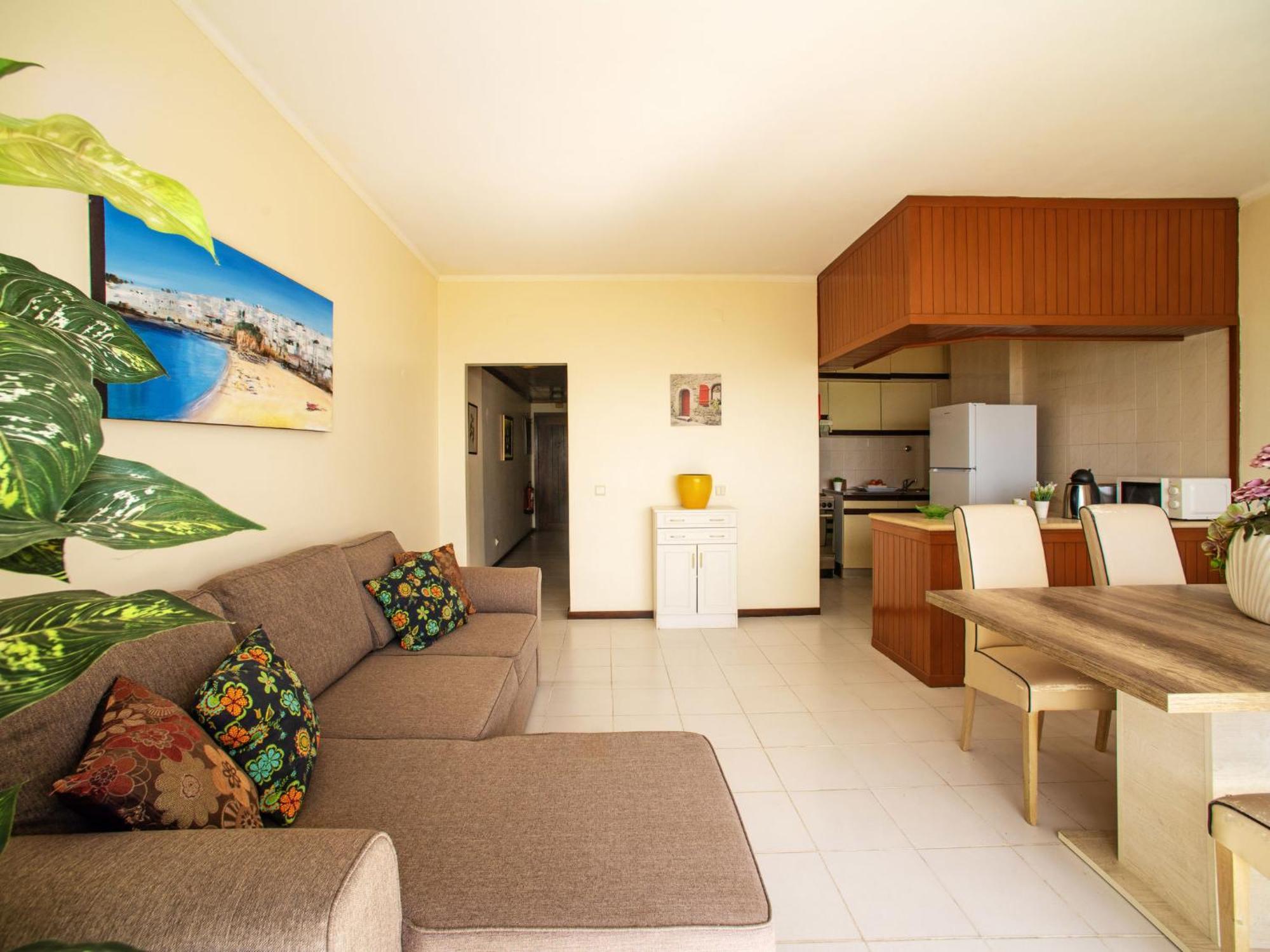 Torre Da Rocha By Interhome Apartment Portimao