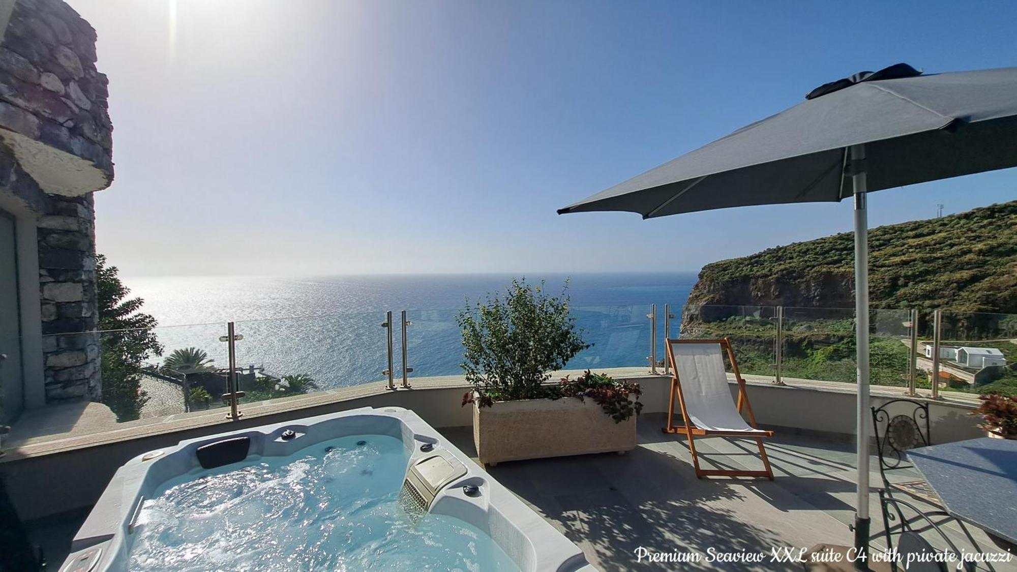 Castelo Do Mar, Madeira Apartment