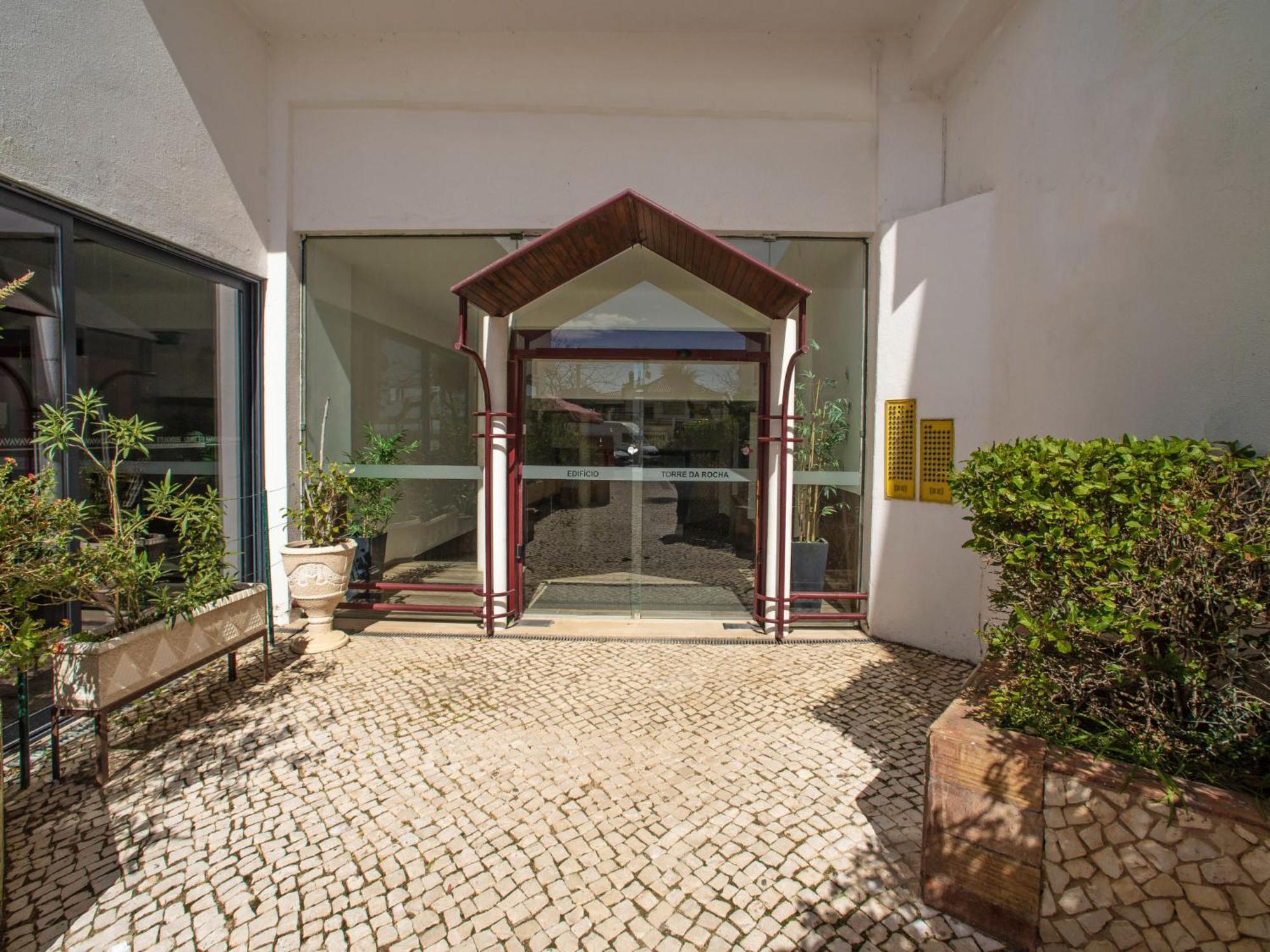 Apartment Torre Da Rocha By Interhome Portimao