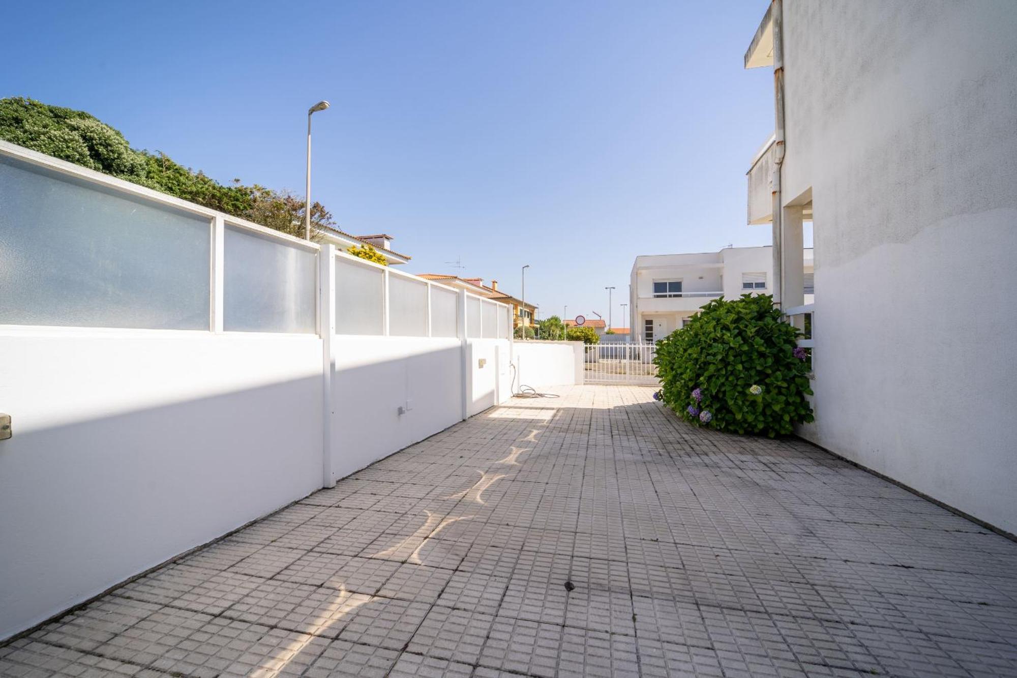 Marinhas - Moradia V4 Com Piscina Junto A By House And People