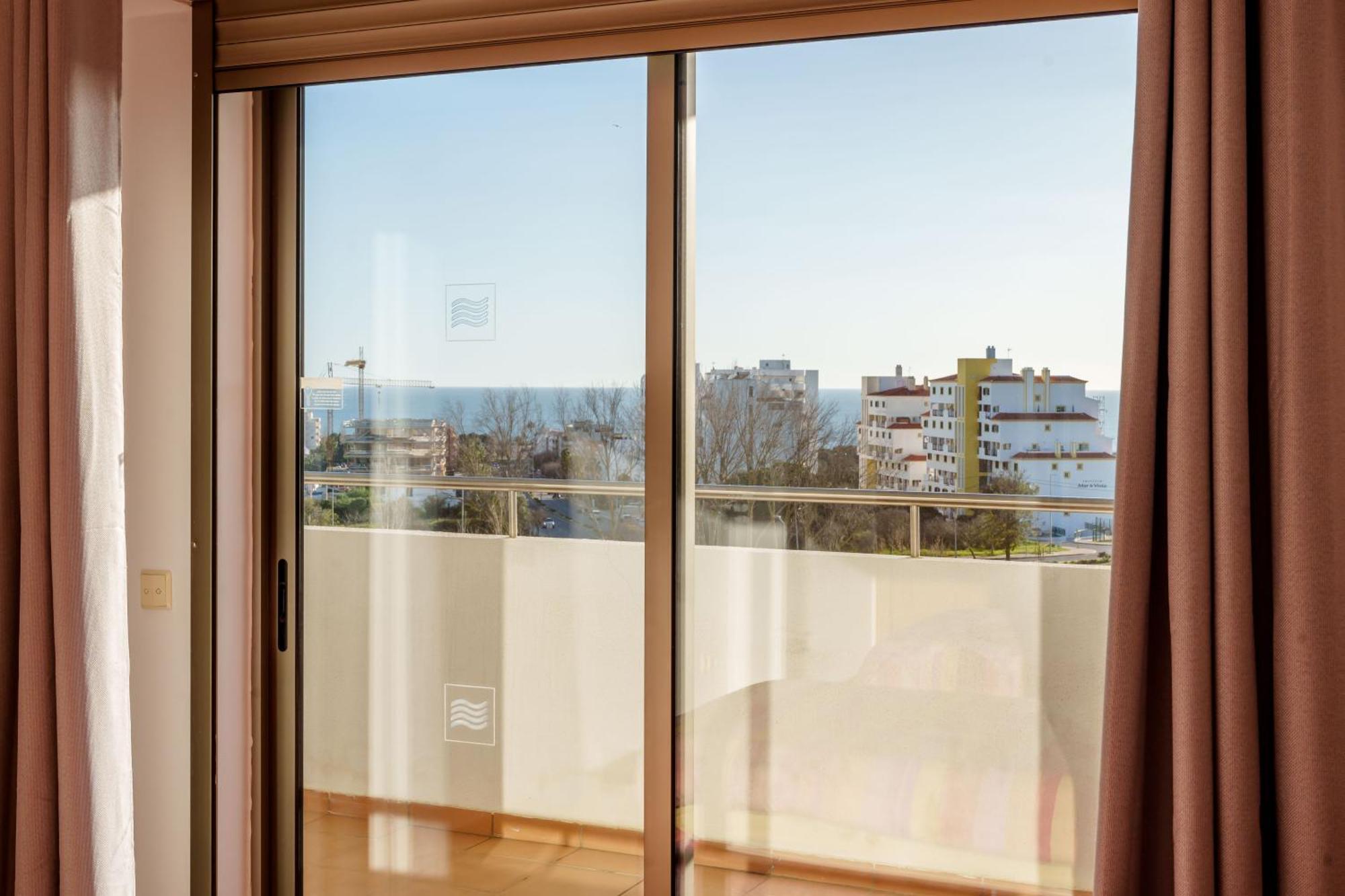 Apartment Breathtaking Coral Ocean View At Oa