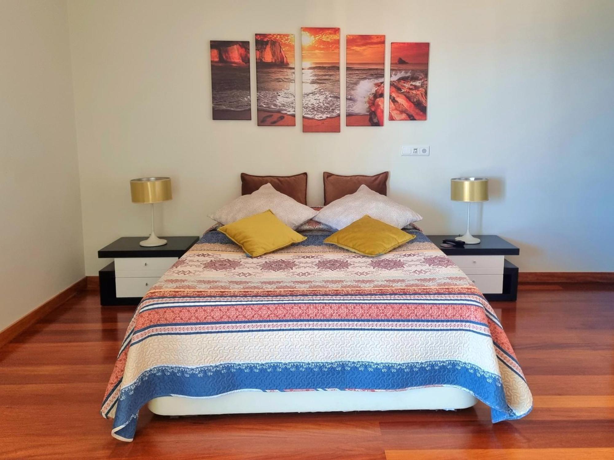 Summer Stay, Ocean Views, Big Spaces Sea Air *