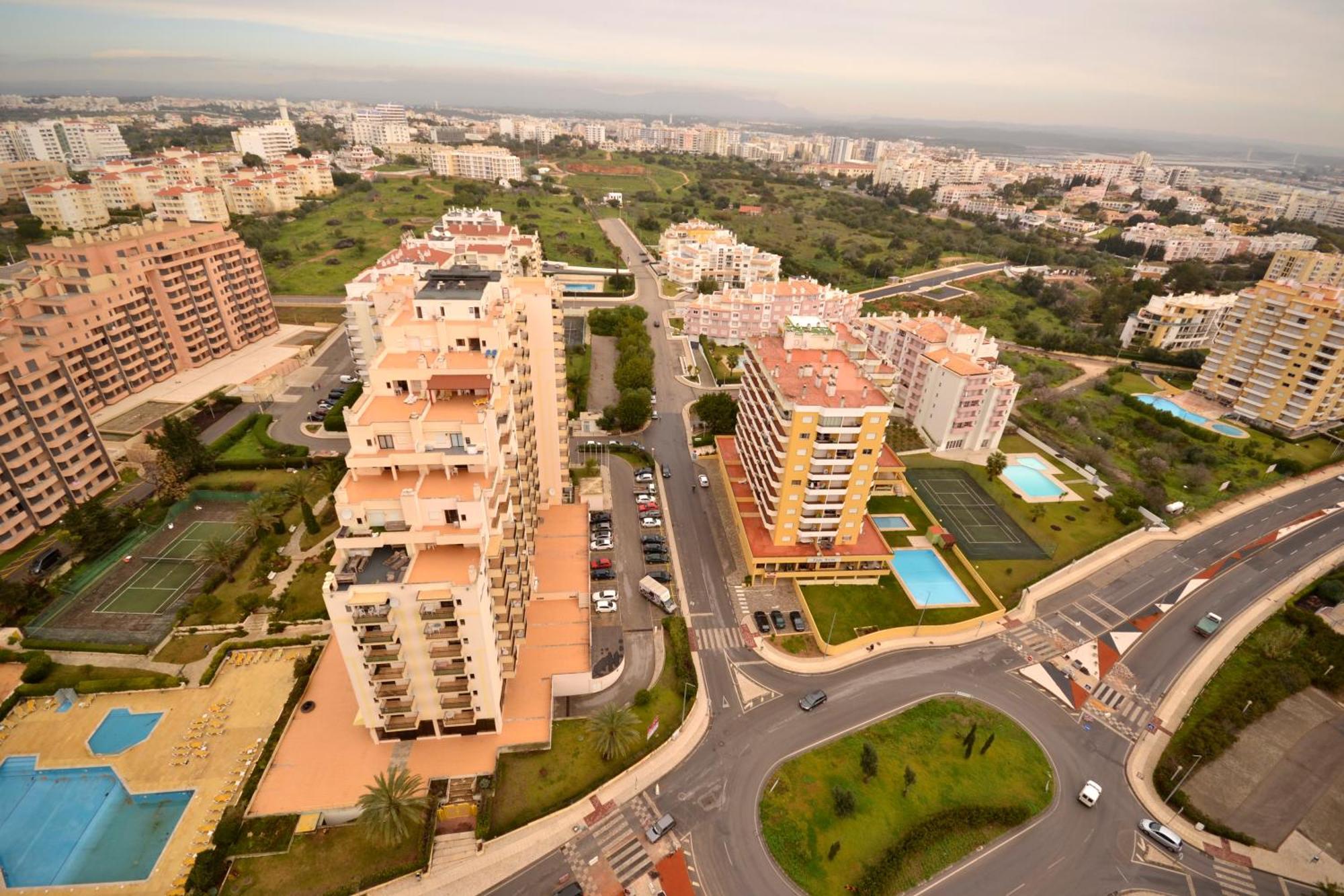 Turisticos Perola Da Rocha Apartment