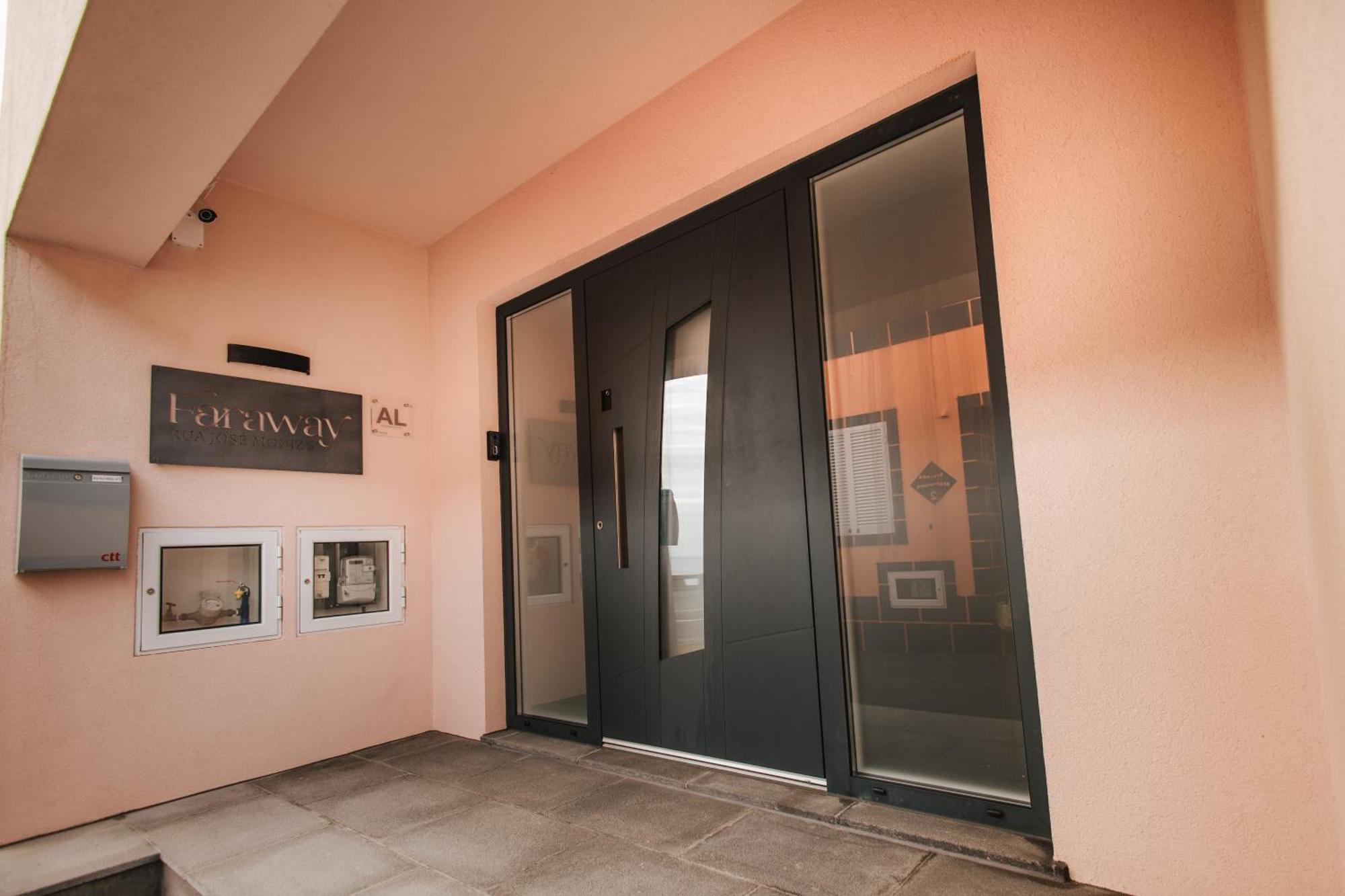 Penthouse Seaside B - Faraway Apartment *