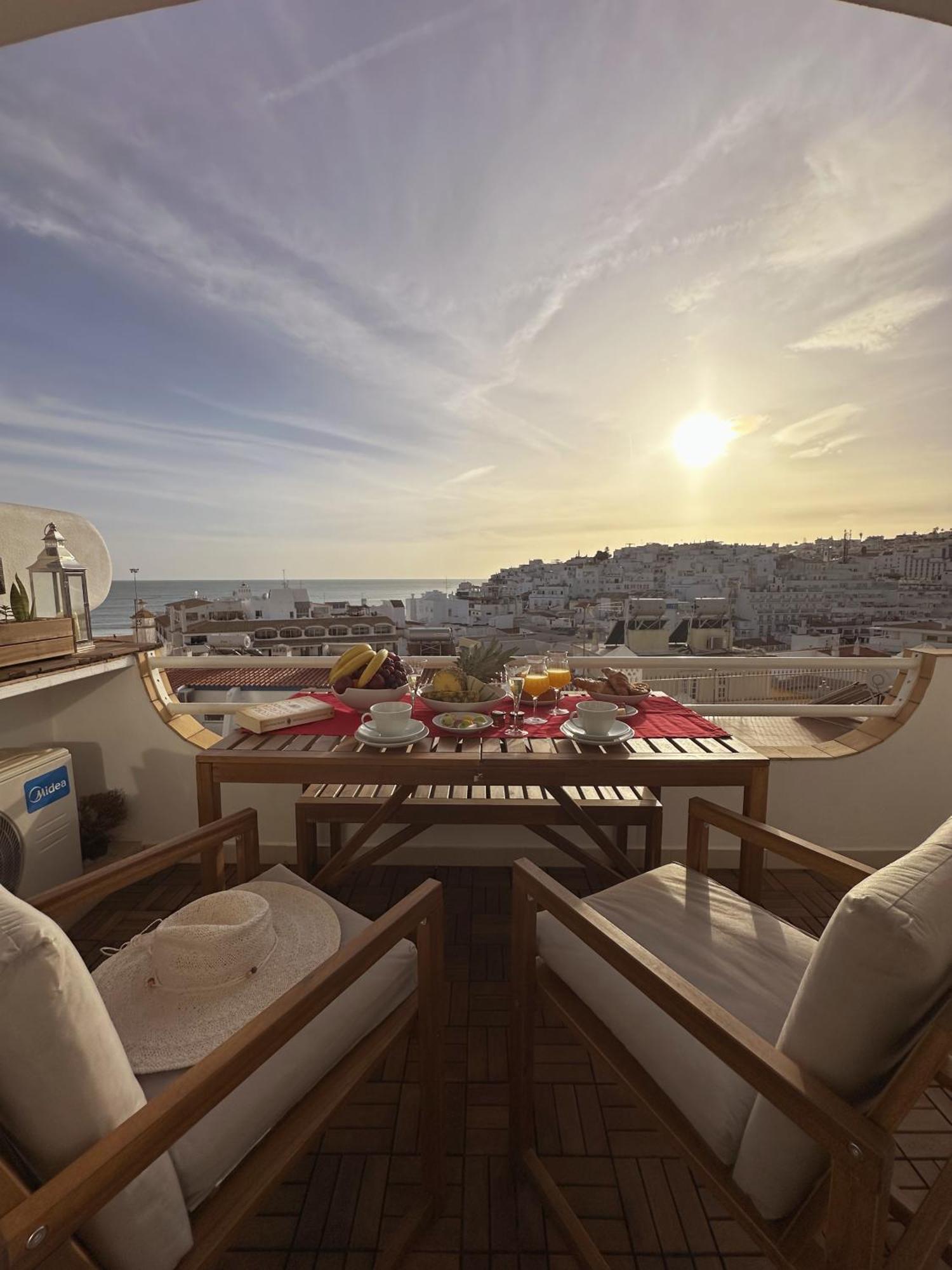 Deluxe Flat By Holidays Apartamento *