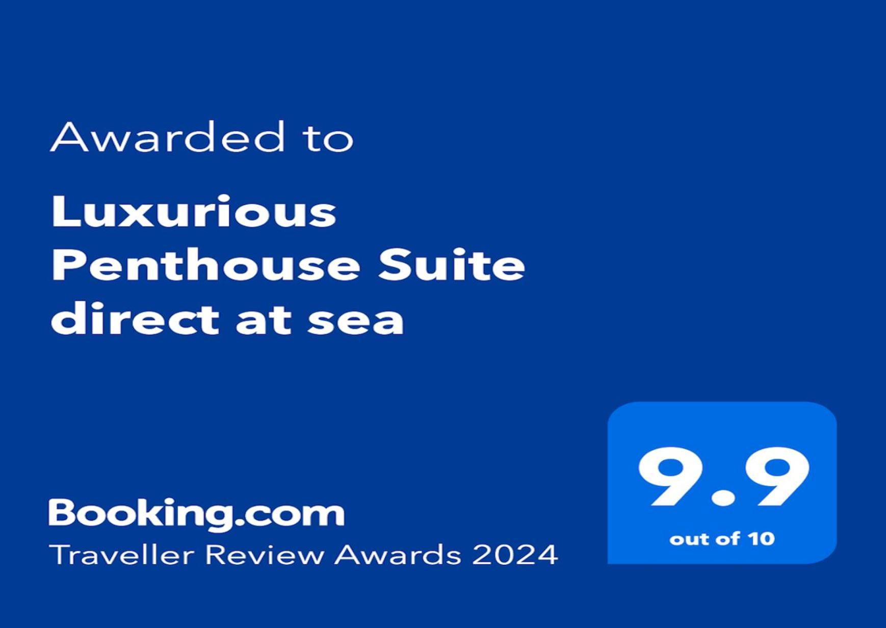 Luxurious Penthouse Direct At Sea Apartment