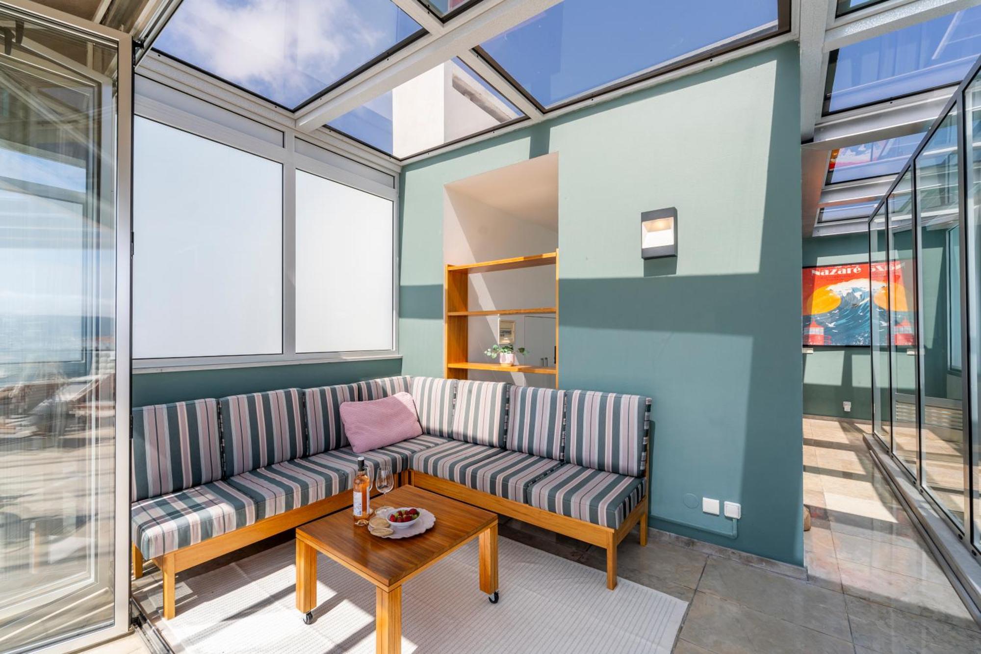 Penthouse Boa Vista - Private Pool & Sea Views