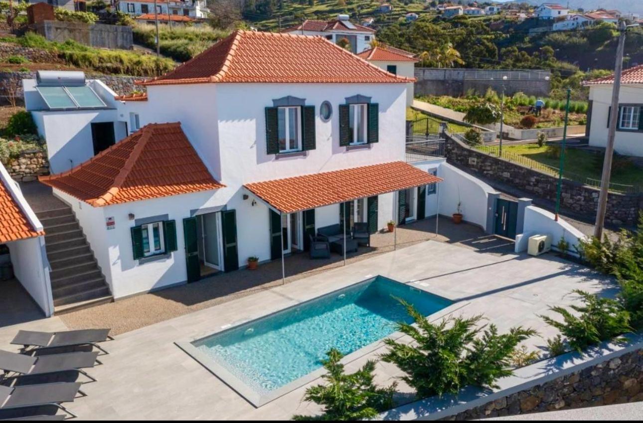 Serena Estreito Da Calheta
