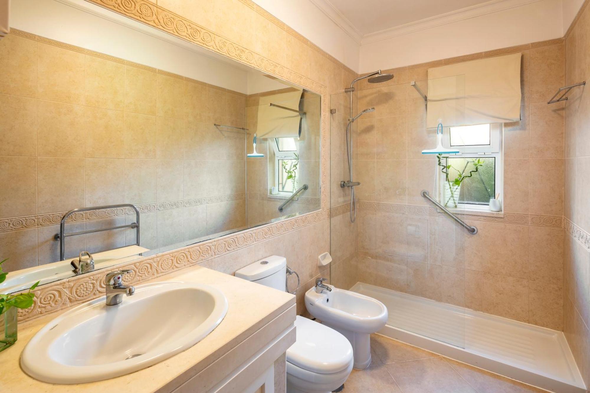 Apartamento With Sunny Patio Boavista Golf &