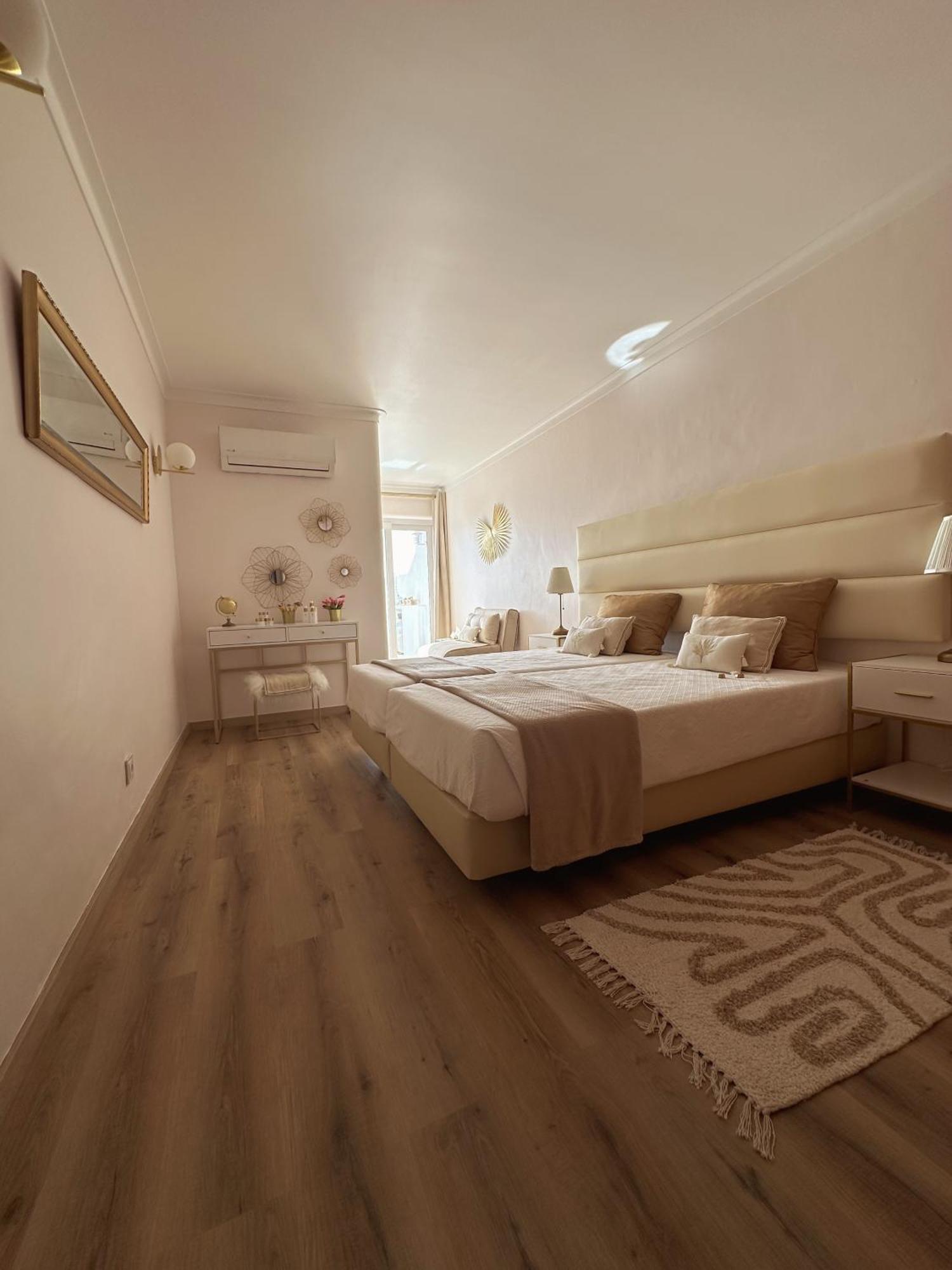 Deluxe Flat By Holidays Apartamento *