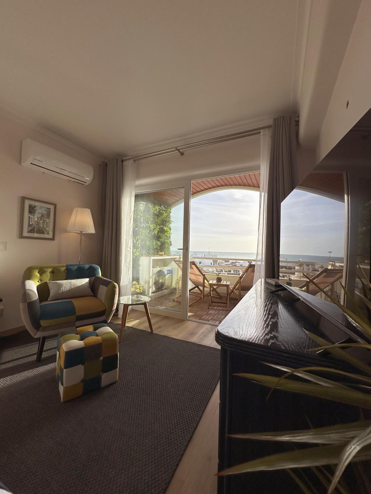 Deluxe Flat By Holidays Apartamento *