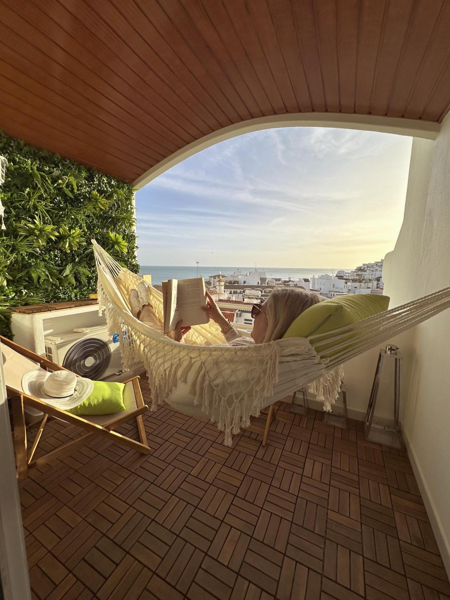 Deluxe Flat Sea View By Albufeira Holidays * Albufeira