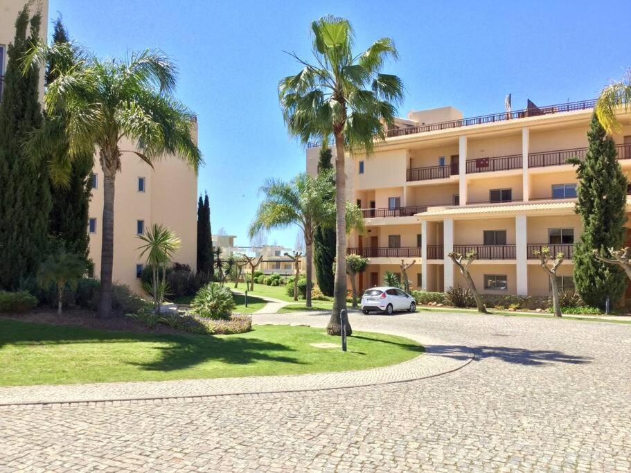 Apartment Rosmaninho-hosted By Sweetstay Quarteira