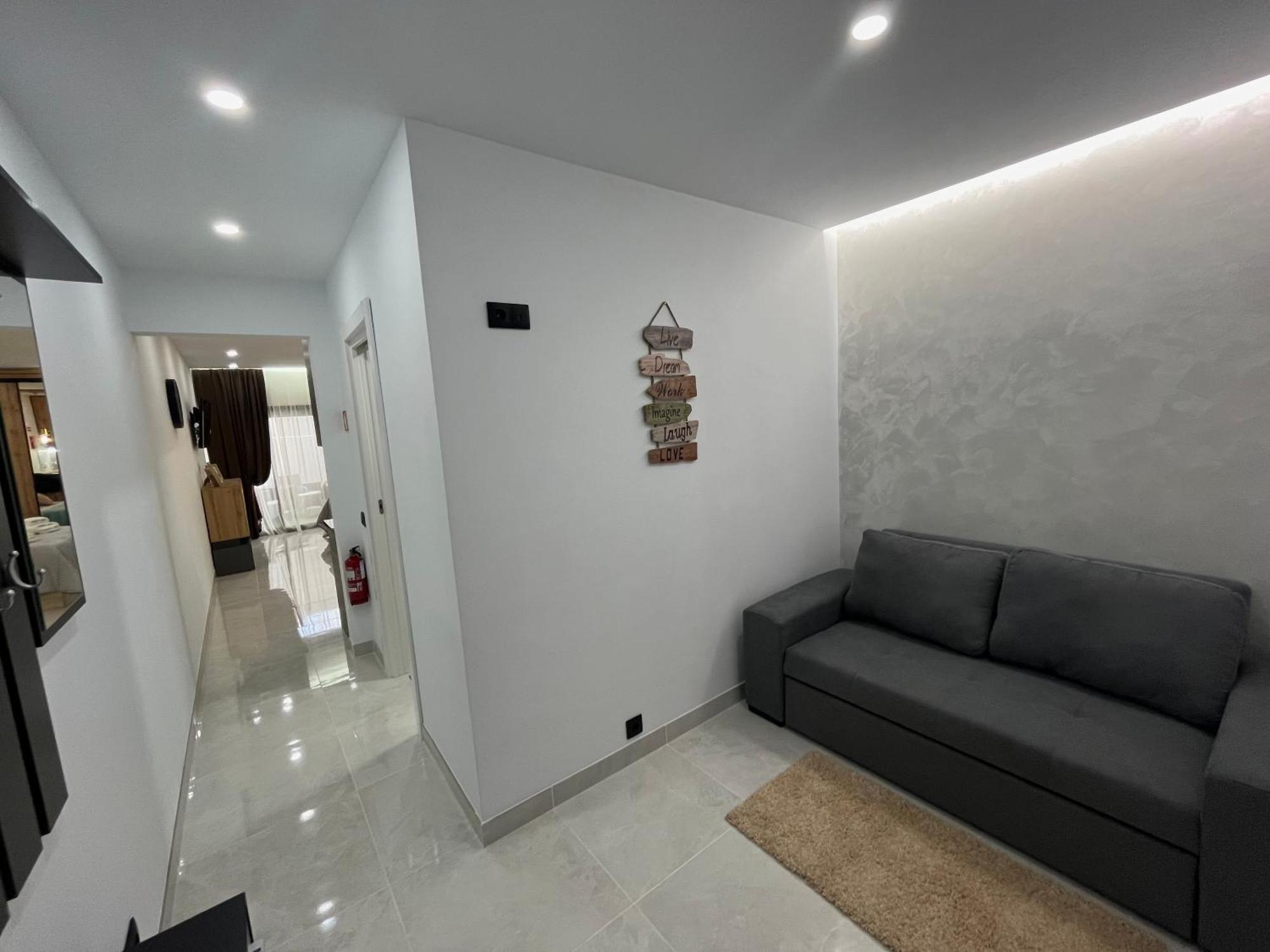 Comfy Apartment *