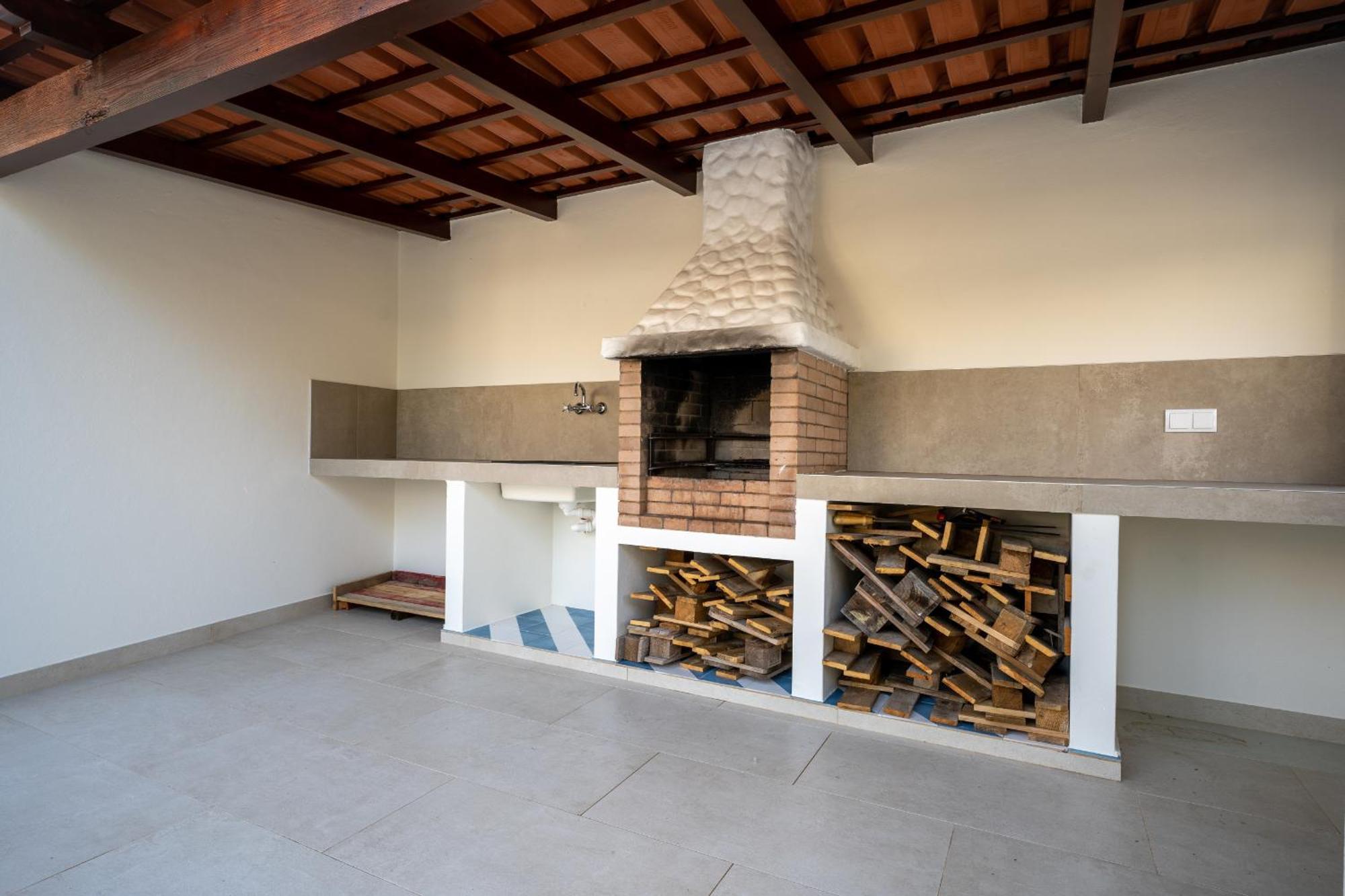 Casa Do Cacto - By Wehost *