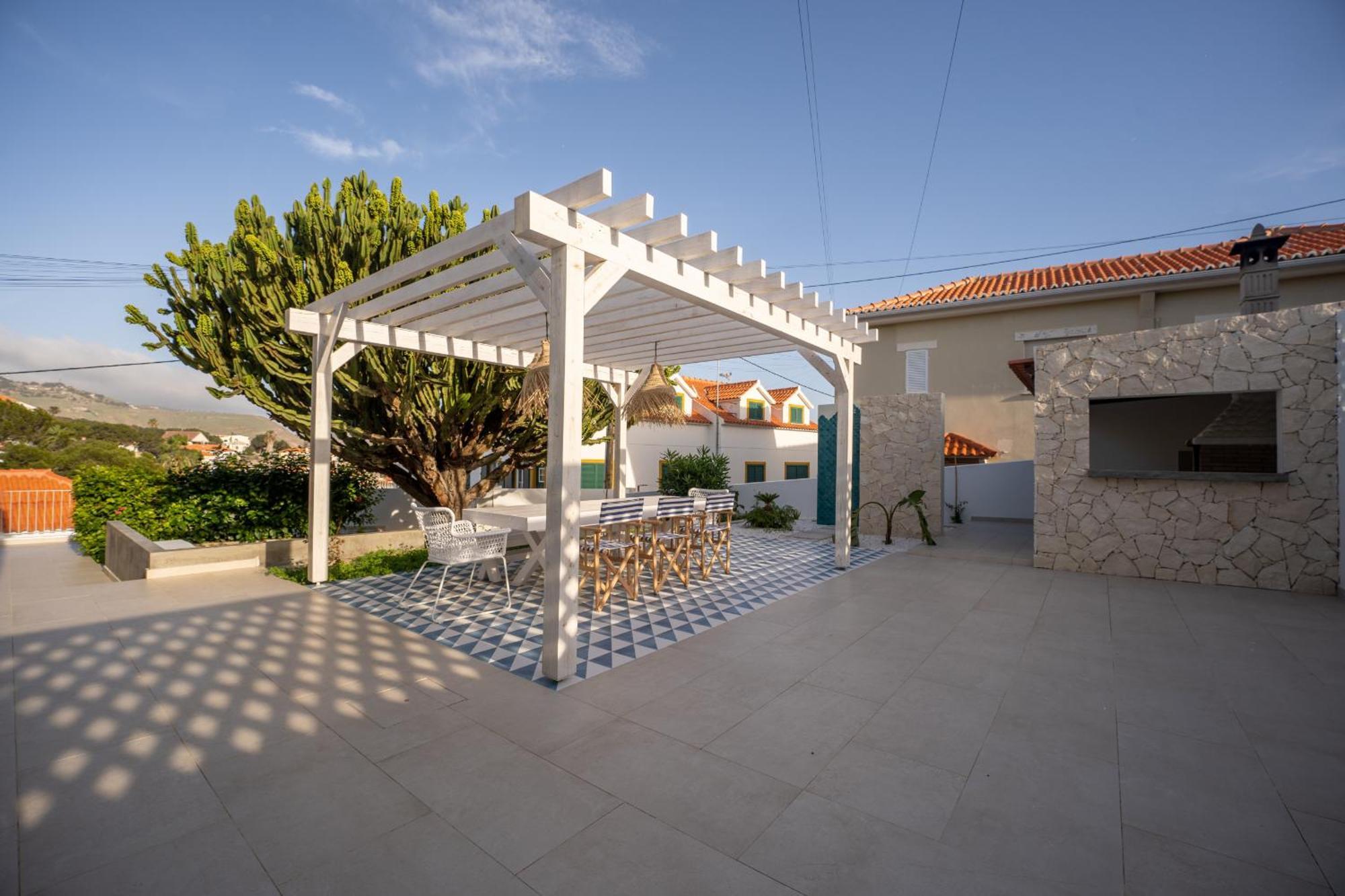 Casa Do Cacto - By Wehost