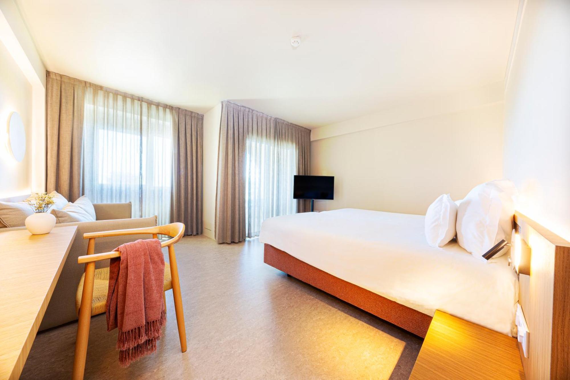 Eurotel Hotel 4*