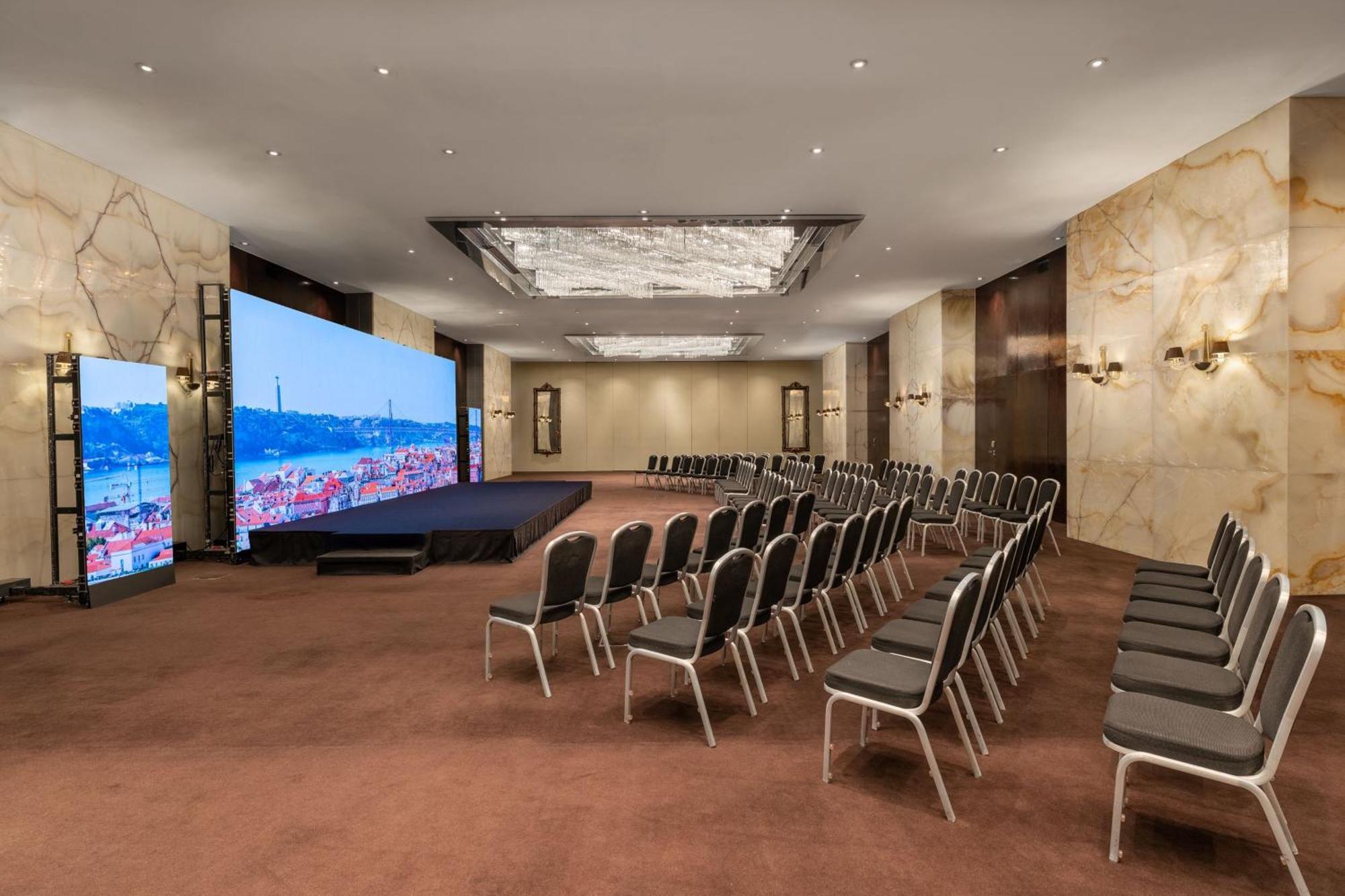 Hotel Sheraton &