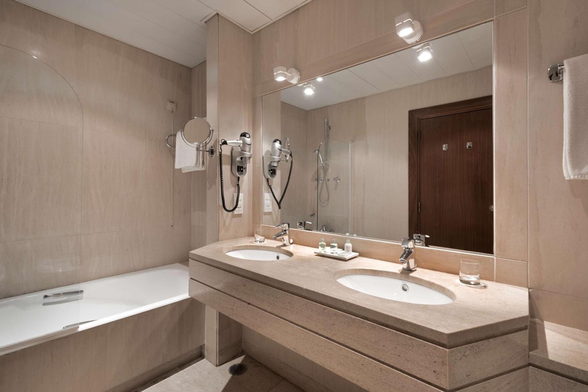 Nh Campo Grande 4* Lisbon