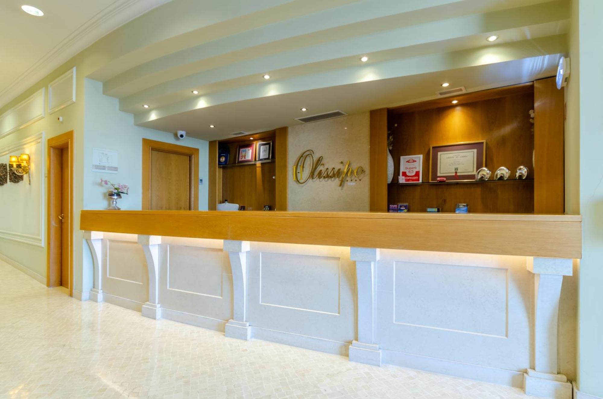 Olissippo Castelo Hotel 4*