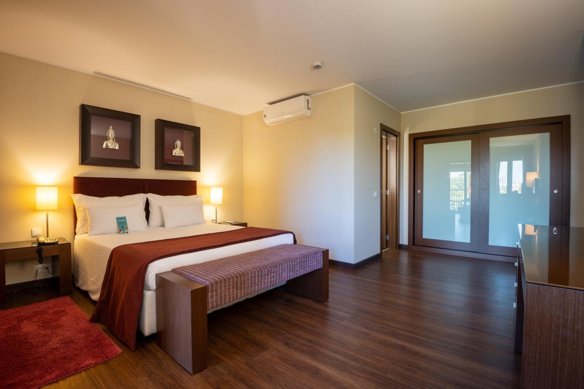 Gale Hotel 4*