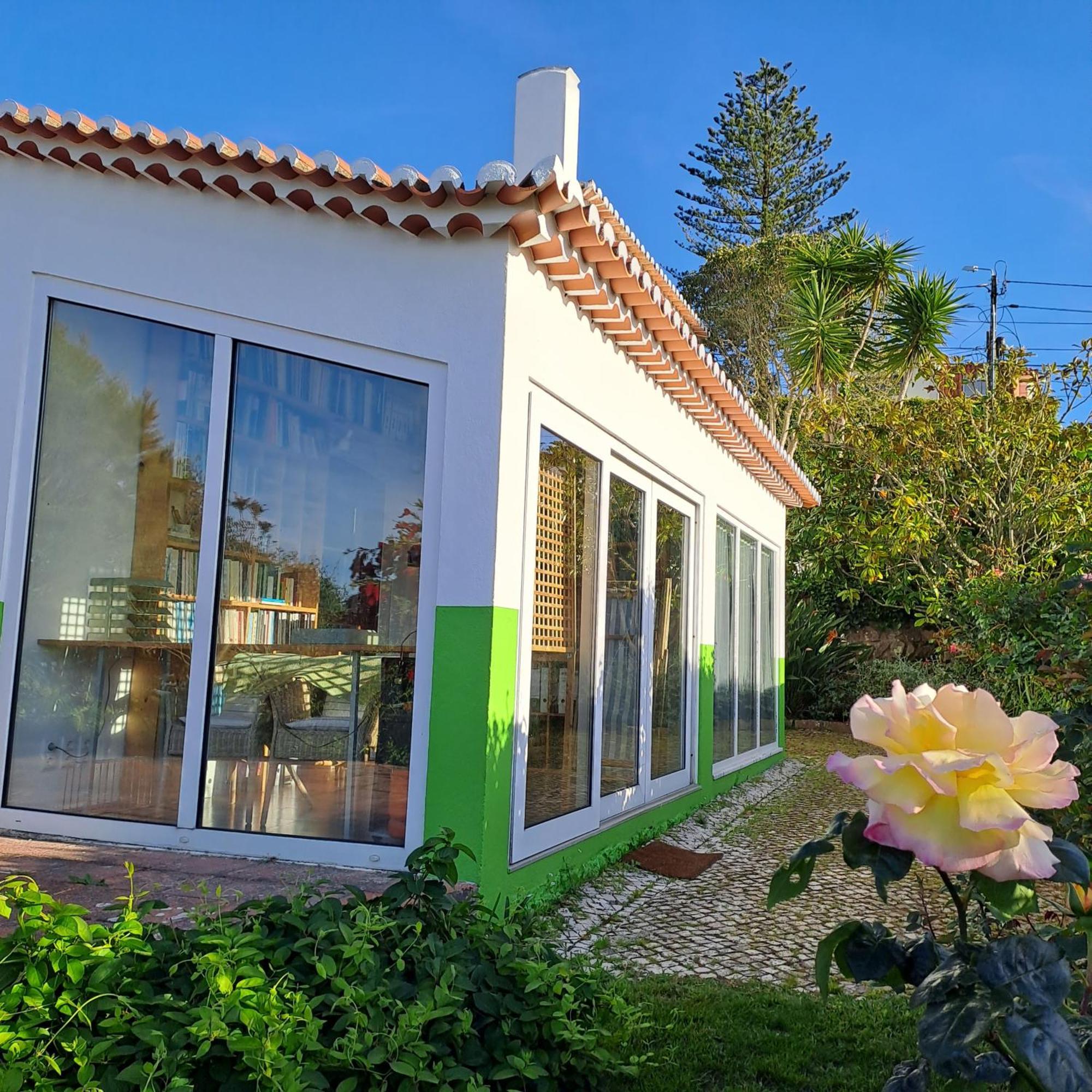 Sintra V3 In Nordstarnan, Quiet Landscape With Stunning Views Of The Atlantic Coast, Colares, Sintra Holiday home Colares