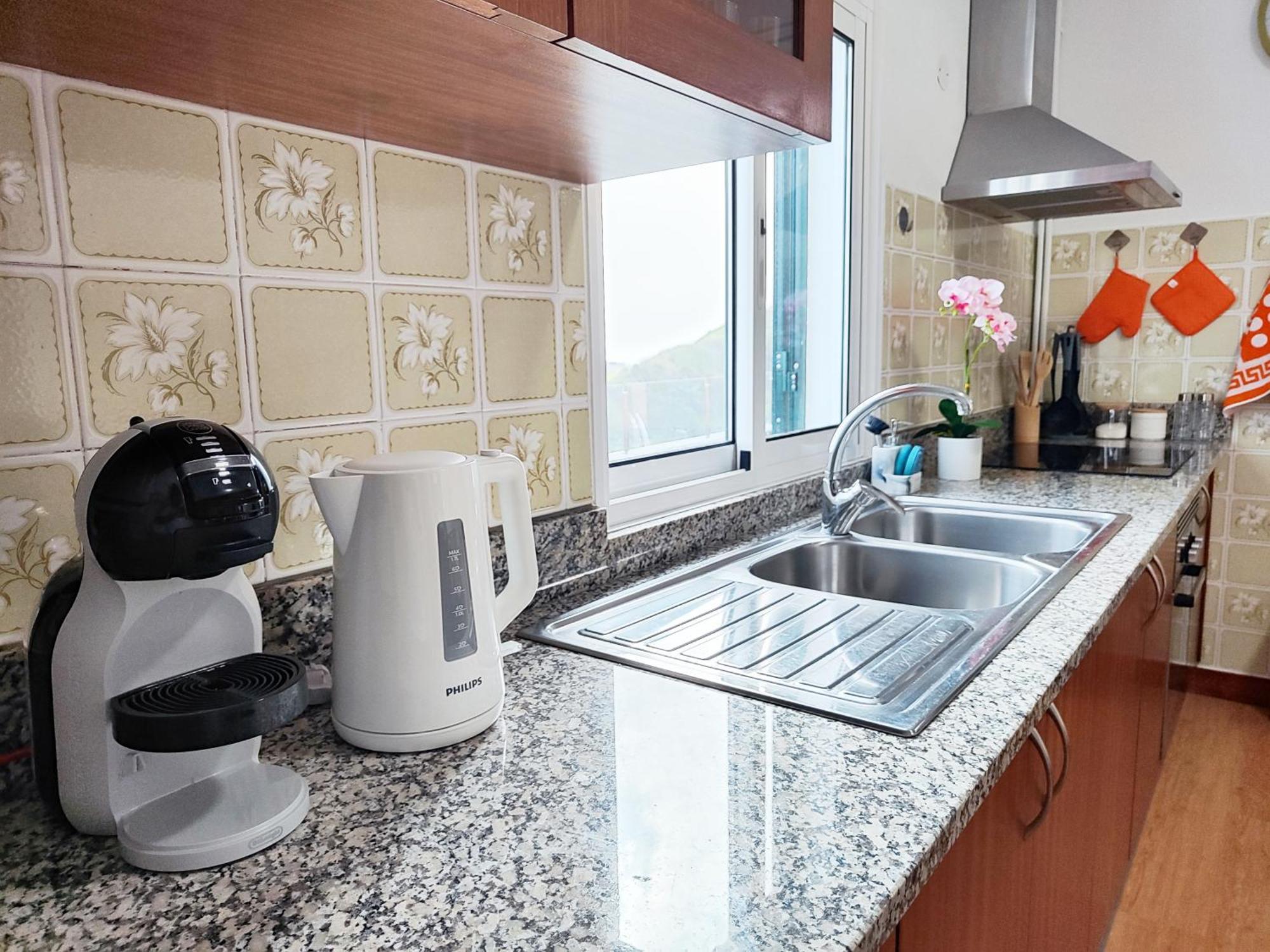 Holiday home Gateone Al Airport View House Machico (Madeira)