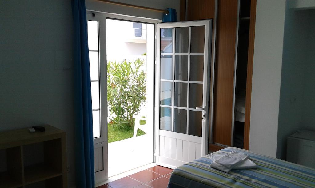 Guest house Alojamento Costa Azul
