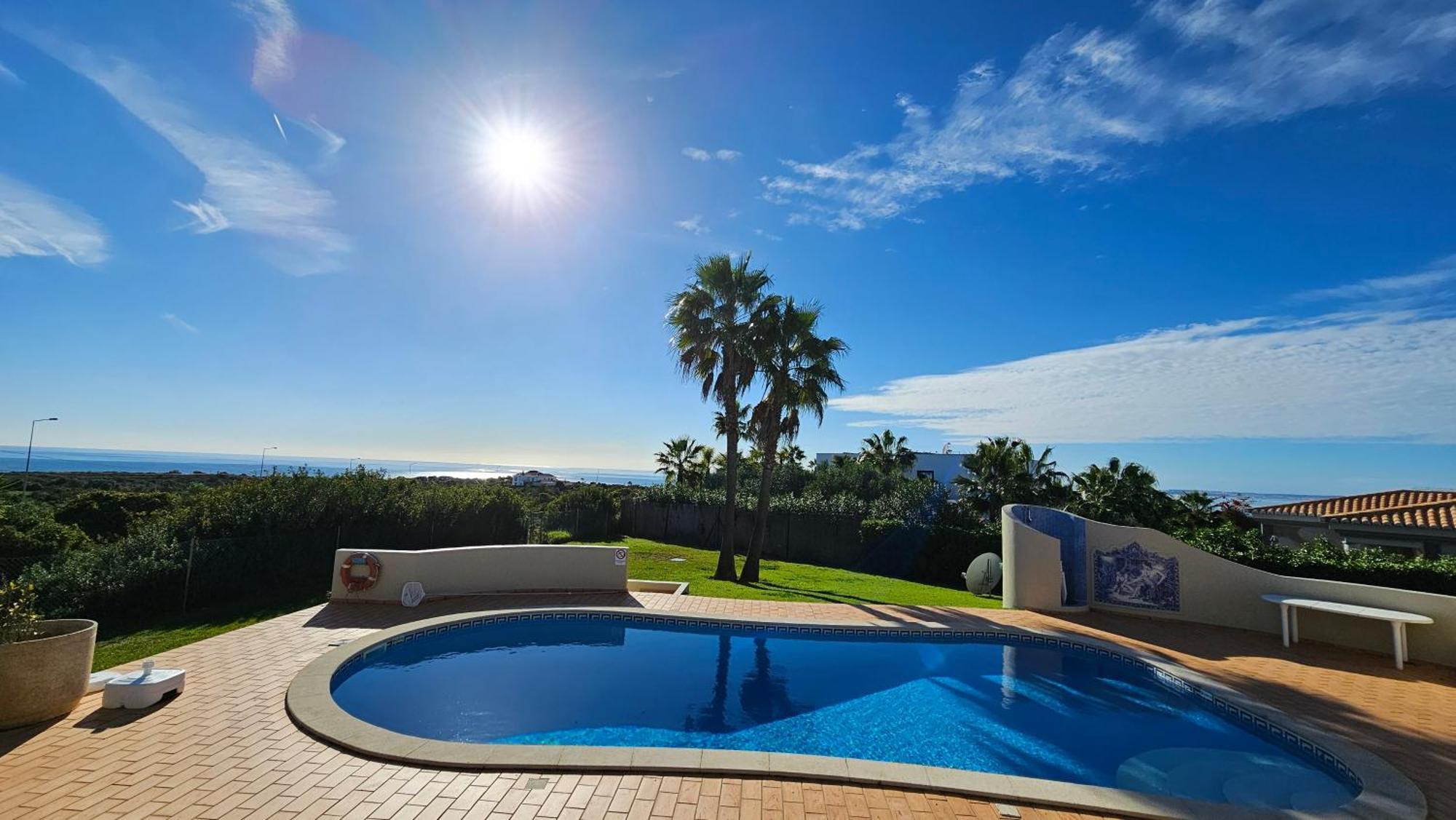 With Beautiful Views & Spacious Garden Villa *