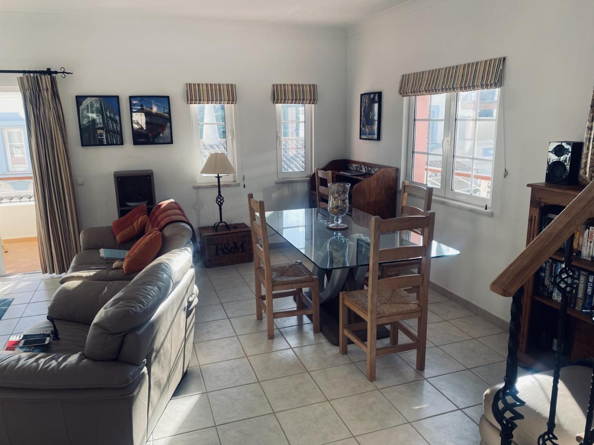 Modern Two Bedroom Poolside Townhouse *
