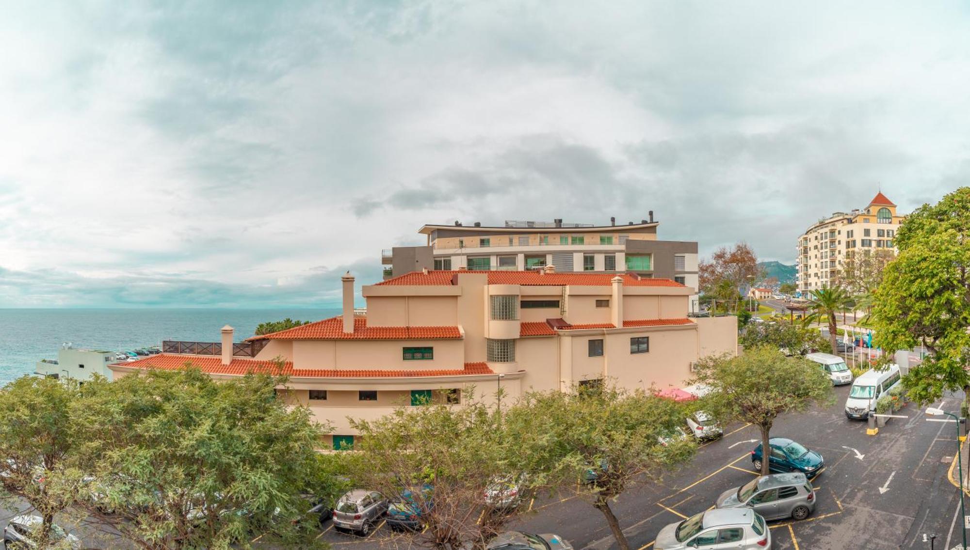 Duas Torres View *