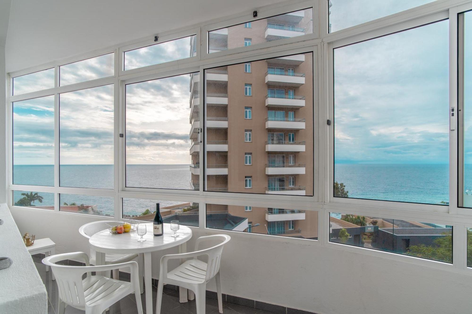Apartment Duas Torres View *