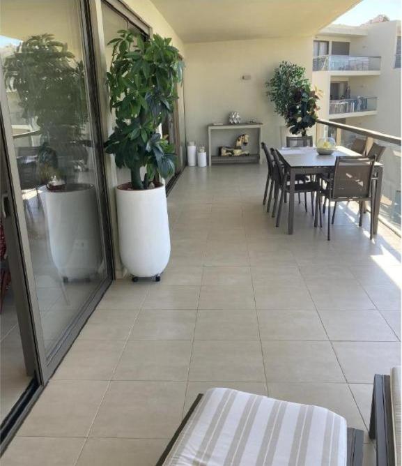 Apartamento Lirios Amarelos *