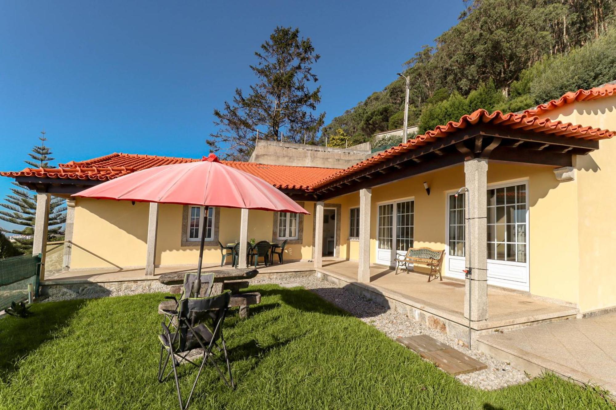 Lovely Sunny-house