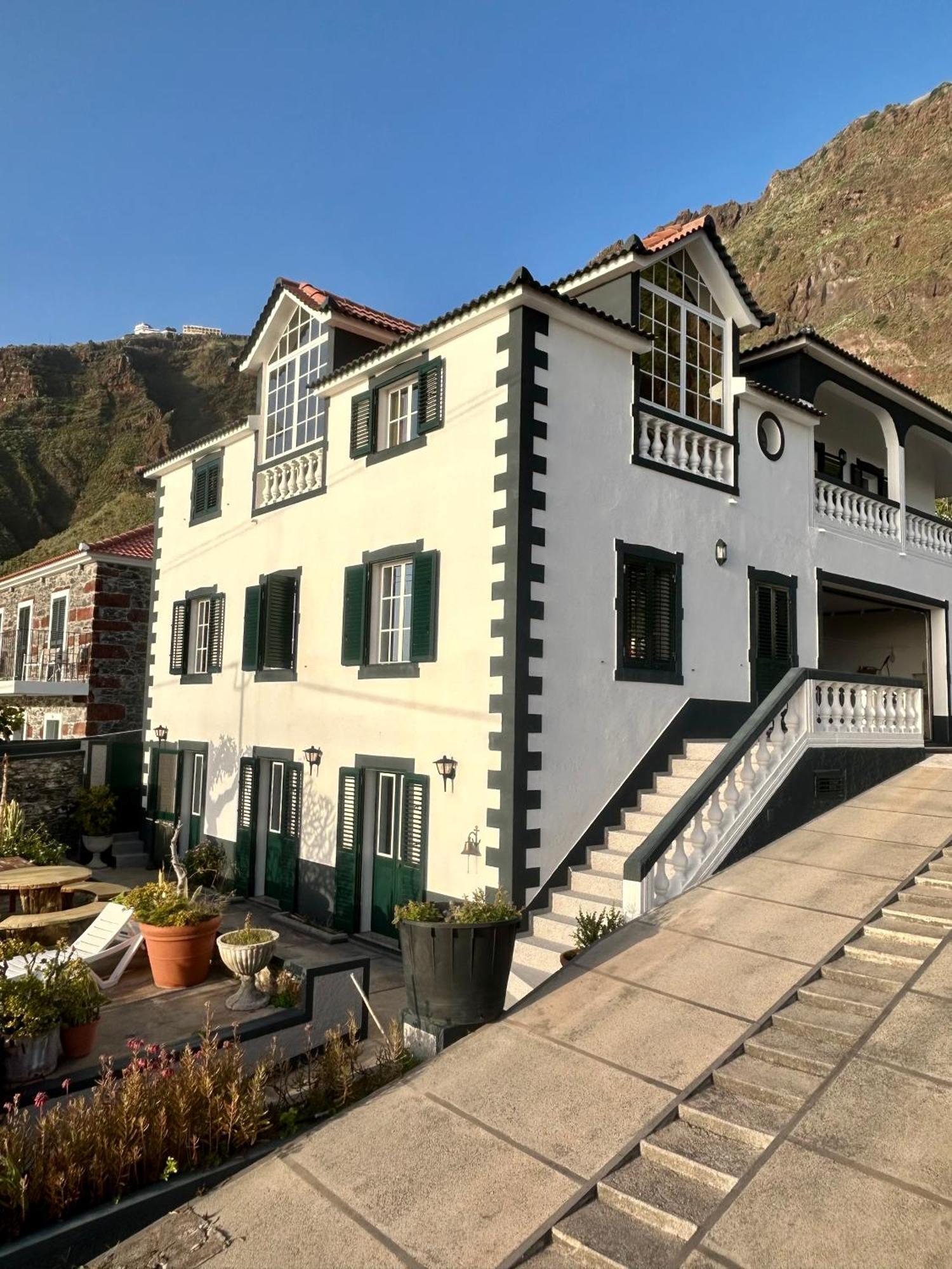 Casa Carneirinho By Ola Madeira *
