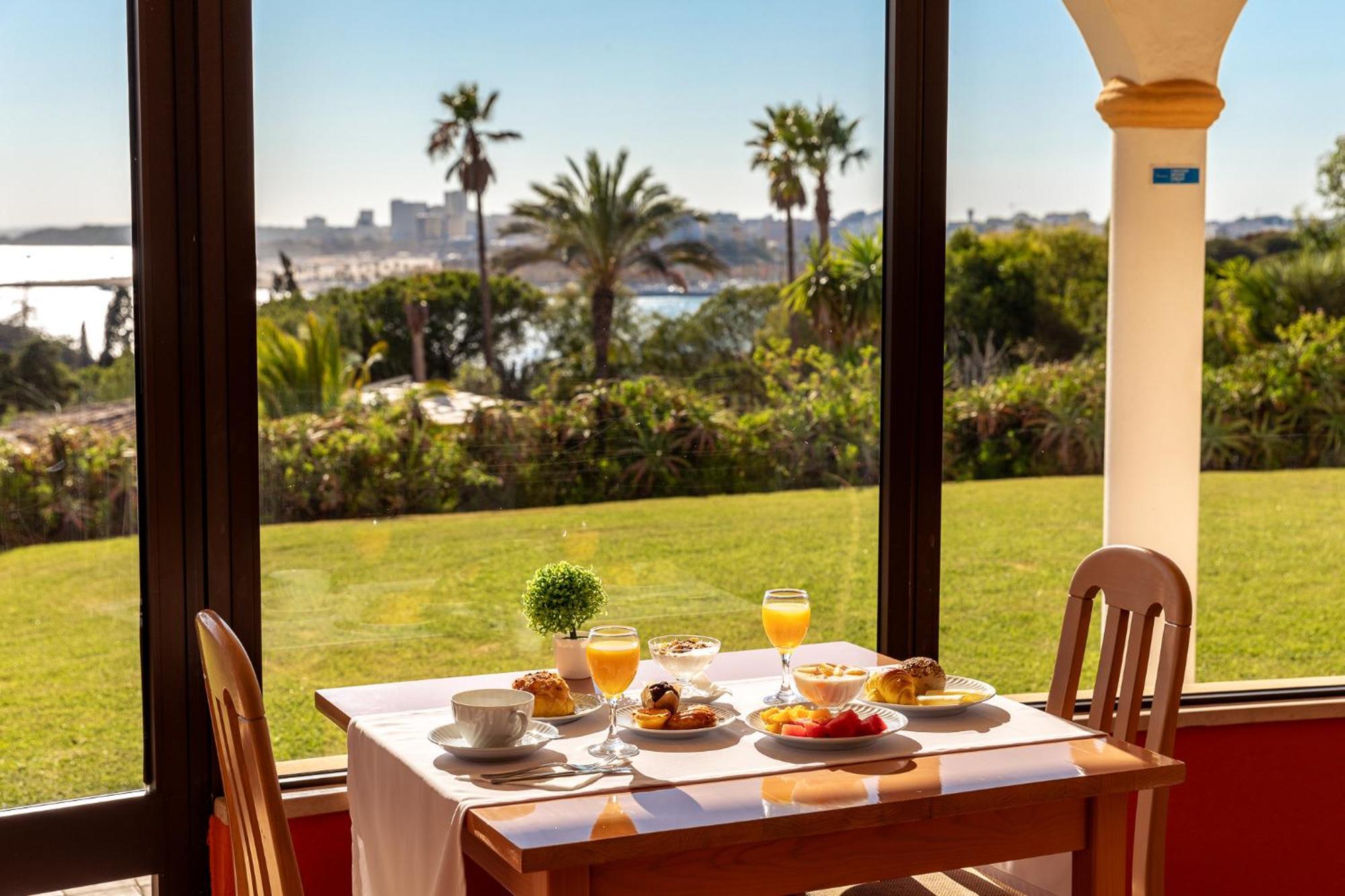 Casabela Hotel Ferragudo (Faro)
