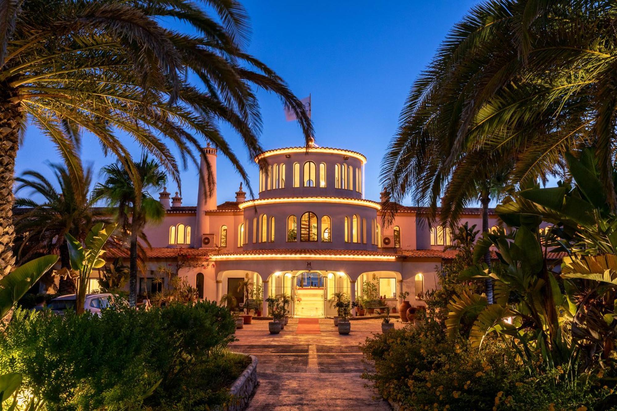 Casabela Hotel 4*