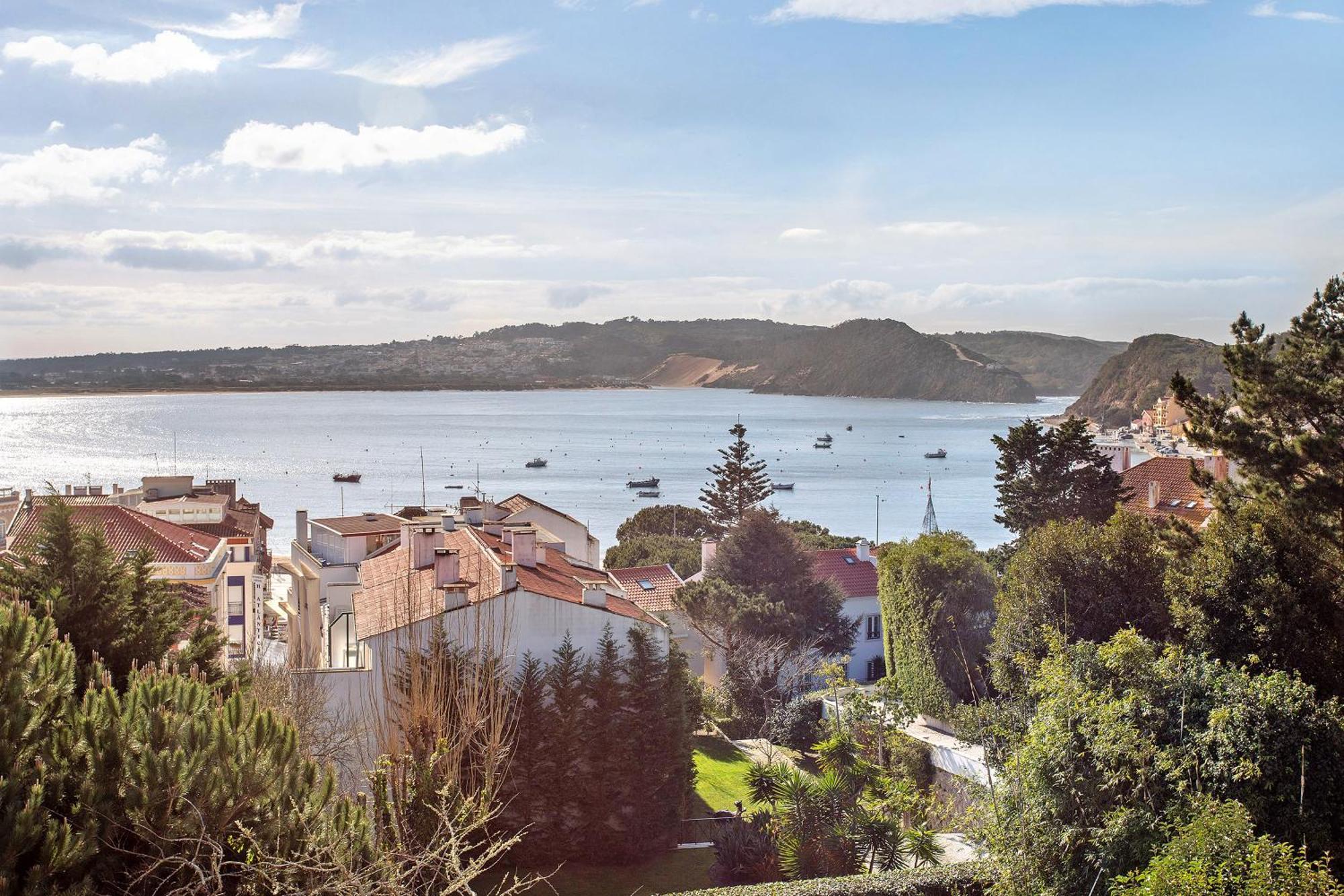 Sao Martinho The * Sao Martinho do Porto