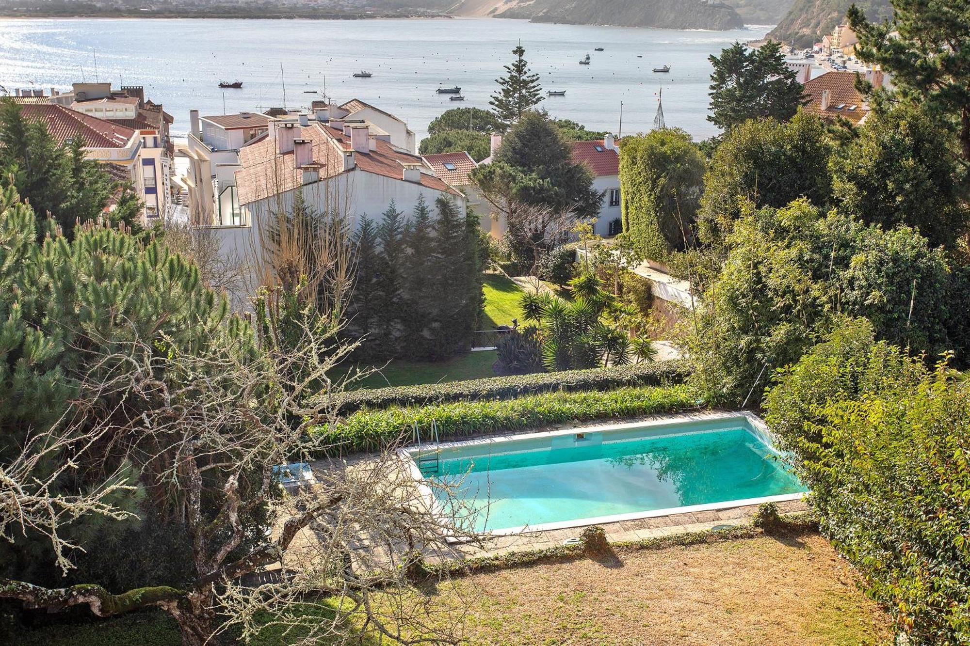 Sao Martinho The * Sao Martinho do Porto